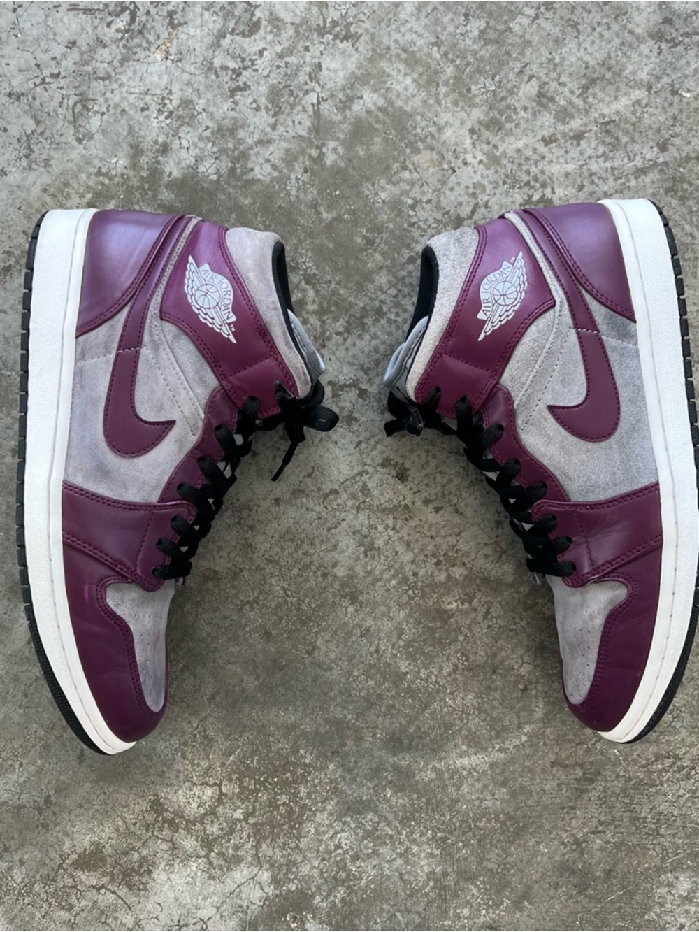 Jordan 1 Mid Bordeaux Light Graphite 2012 Retro Size 11 Streetwear Grey